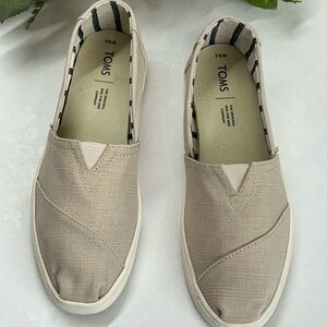 TOMS Slip-On Canvas Shoes in Beige